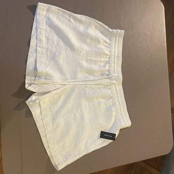 NWT!  Lord & Taylor Casual Linen Shorts - Picture 10 of 12
